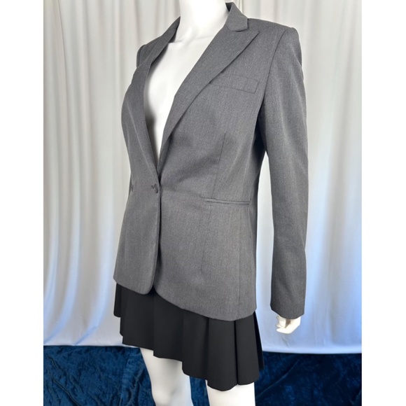 Vintage 2000’s ‘Body by Victoria’ Victoria’s Secret Grey Suit Jacket • Small - Picture 4 of 10